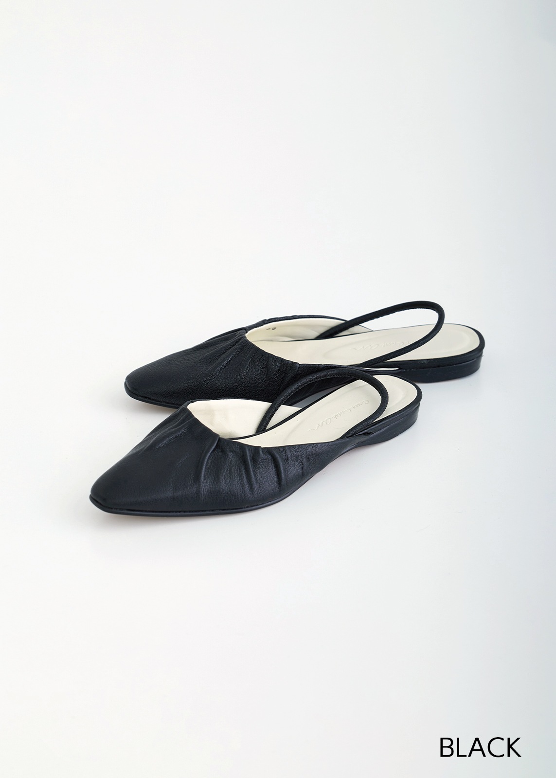 【Cour Carre an】バックスリング パンプス