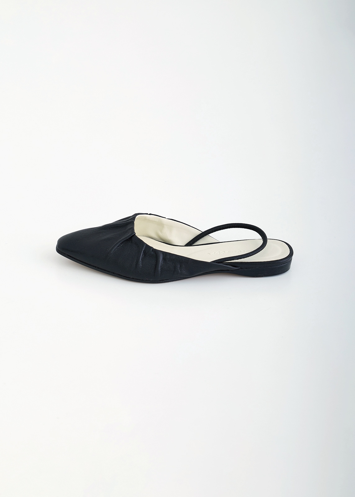 【Cour Carre an】バックスリング パンプス