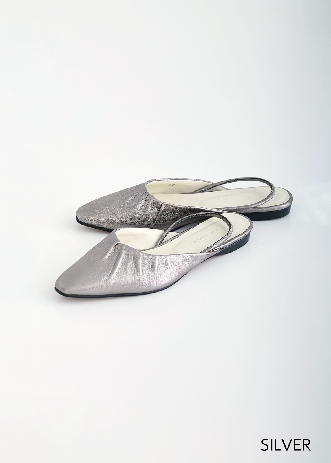 【Cour Carre an】バックスリング パンプス