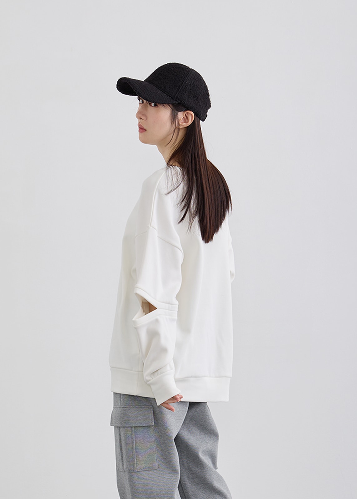 【NCN】カッティング プルオーバー