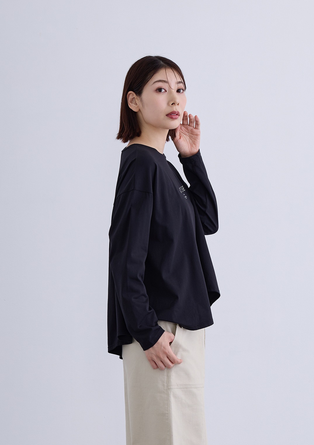 【KOOS】アシメ ヘム ロゴ カットソー