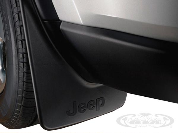 未使用 MOPAR 純正4枚セット Jeep マッドフラップ 取り付けネジ付き MOPAR 純正 マッドガード マッドフラップ 泥除け フロント/リア 4枚