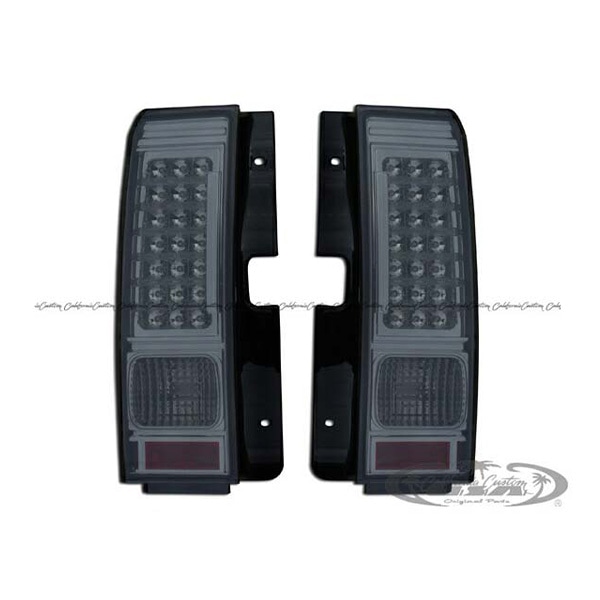 ㊵　2006-2010ハマーH3スモークLEDテールライトブレーキランプ右 06-10y HUMMER ハマーH3 LEDテールランプ テールライト スモーク