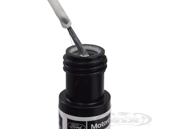 フォード純正 タッチペン YZ(オックスフォードホワイト) 14-16y フォード エクスプローラー/15-16y マスタング