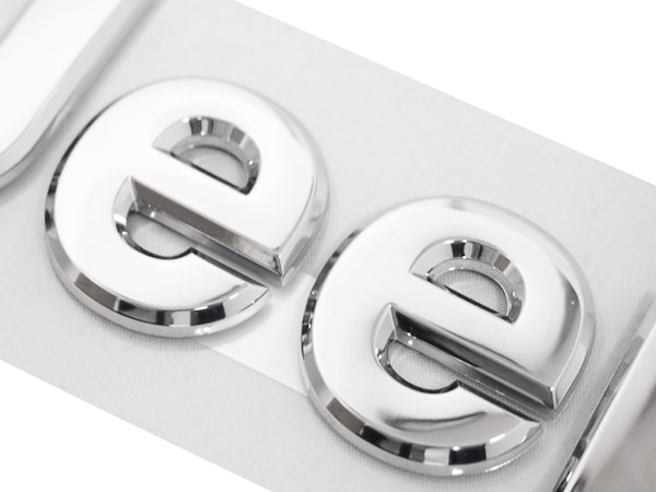 MOPAR純正エンブレム JEEPロゴ クローム 55157088AC（ラングラー、グランドチェロキー、コンパス、パトリオット、レネゲード、コマンダー 他）