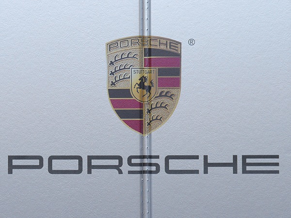 USポルシェ純正 専用設計 PORSCHE ロゴ入 サンシェード 吸盤不要