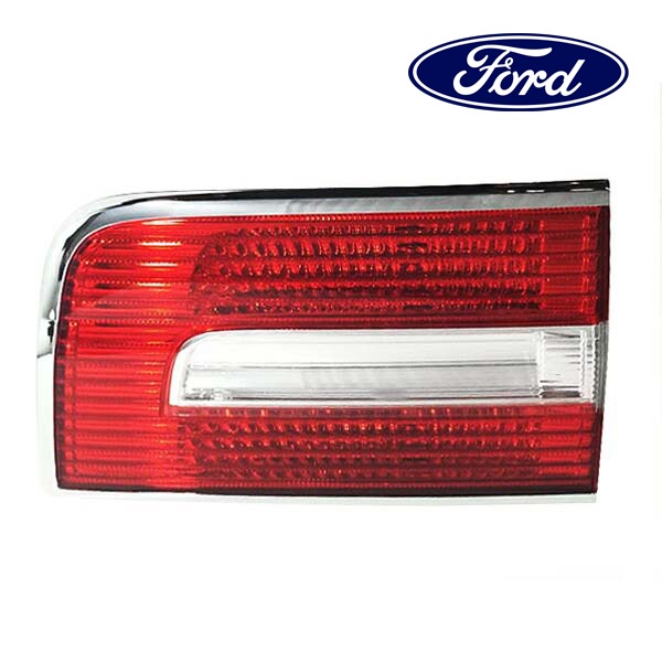 フォード純正 テールランプ インナー 右側 RH 助手席側 8L7Z13404B 07-14y リンカーン ナビゲーター