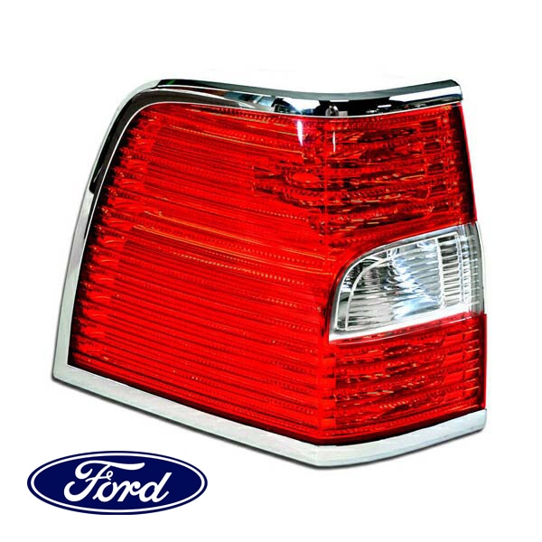 フォード純正 テールランプ アウター 左側 LH 運転席側 8L7Z13405A 07-14y リンカーン ナビゲーター