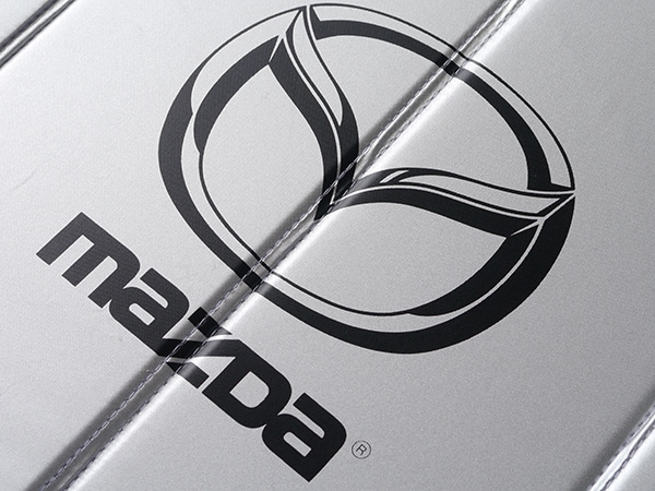 USマツダ純正 専用設計 ロゴ入 サンシェード 吸盤不要 折りたたみ式 MAZDA アクセラ スポーツ/セダン BM系