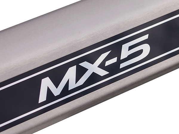 USマツダ純正 スカッフプレート フロント 2枚セットドアシル