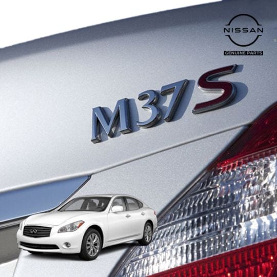 インフィニティ純正 フーガ Y51型 FUGA INFINITI M37S リアエンブレム トランクリッド エンブレム M37S ロゴ 84896-1MS0A US仕様 北米仕様 USDM 輸出仕様 逆輸入