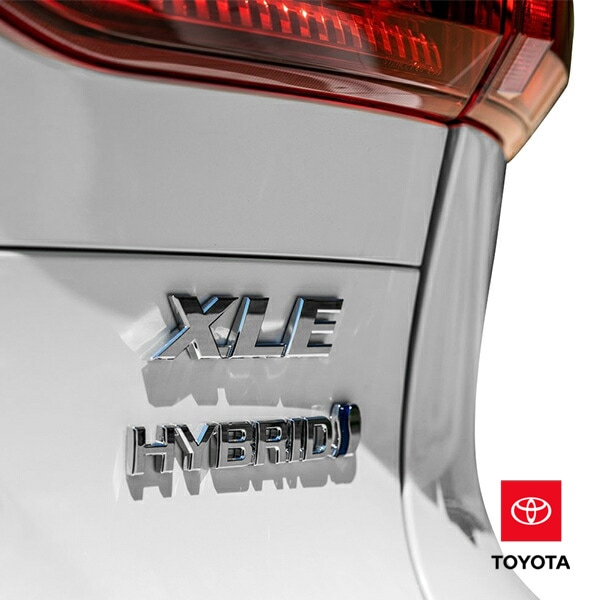 USトヨタ純正 HYBRID ロゴ リアゲートエンブレム TOYOTA ハリアー 80系 MXU80/MXU85 | VENZA ヴェンザ