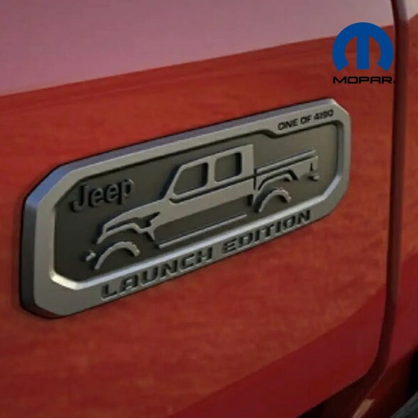 MOPAR純正 ジープ JT グラディエーター Launch エディション リアゲート エンブレム バッジ ローンチエディション
