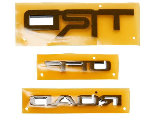 USトヨタ純正 TRD OFF ROAD エンブレム サイド エンブレム ピラー エンブレム Cピラー 1セット シルバー