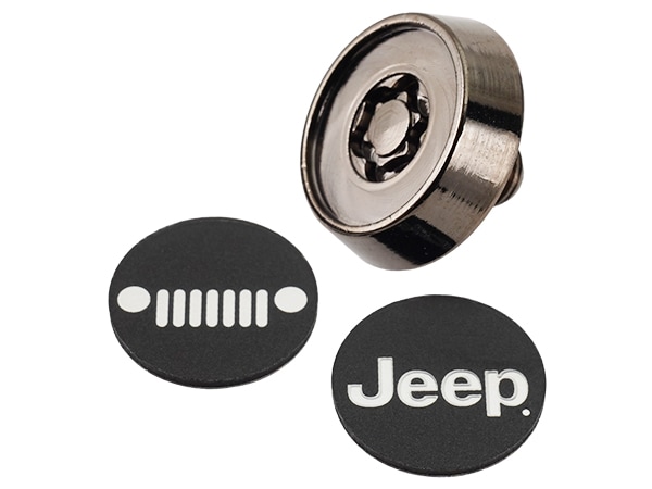 ジープ純正 ナンバーロックボルト JPNA00262901 JEEPロゴ入 メッキブラック 1台分3個セット ロゴシール2種類付 ナンバーフレーム 固定用ボルト ジープ車汎用 ラングラー | グランドチェロキー | パトリオット | コマンダー | コンパス等 モパー