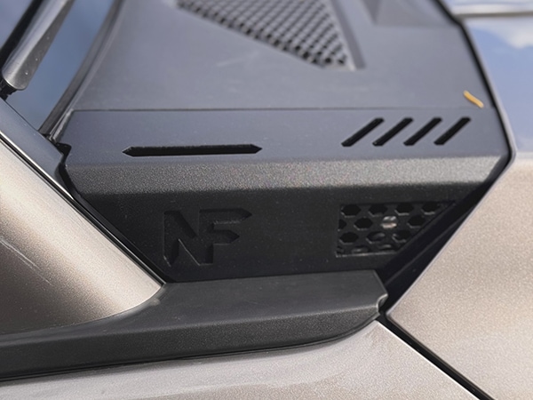 【NashFabCo 正規品】ディッチライトプレート ディッチライトブラケット 左右セット Aピラー CNC アルミニウム製 パウダーコート仕上げ マットブラック トヨタ ランドクルーザー 250 ランクル 250系