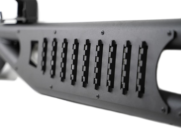 【DV8 OFFROAD 正規品】OE Plus サイドステップ チューブステップ SRJL-08 1台分 左右セット DV8ロゴ入 スチール製 ブラックパウダーコート仕上げ ジープ JL ラングラー 4ドア車用