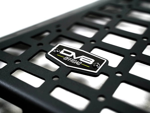 【DV8 OFFROAD 正規品】リアウインドウポケット モールパネル MPT4-01 左右分セット DV8ロゴ入 マットブラック スチール製 パウダーコート仕上げ トヨタ ランドクルーザー 250 ランクル 250系 | Lexus GX 550