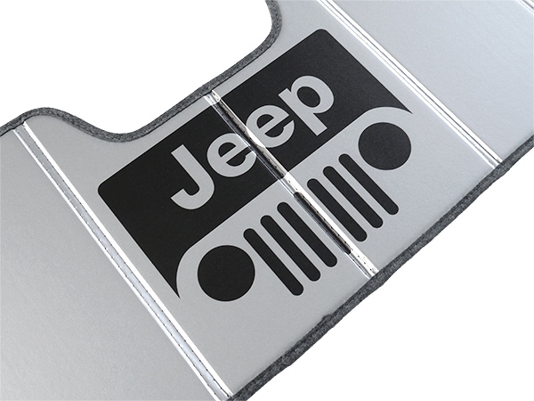 【CoverCraft 正規品】専用設計 サンシェード シルバー 吸盤不要 折りたたみ式 JEEPグリルロゴ入 ジープ JL ラングラー | JT グラディエーター カバークラフト［真夏もへたらない3層構造で断熱効果抜群］