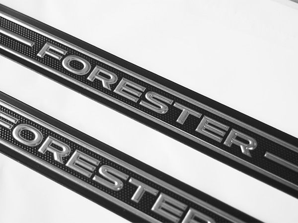 USスバル純正 スカッフプレート フロント 2枚セット ドアシル サイドシルプレート プロテクター FORESTERロゴ入 スバル フォレスター SK系