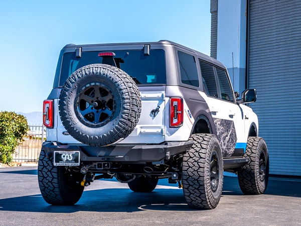 【Borla 正規品】21y- フォード ブロンコ 2.7L Axle-Back アクスルバック エキゾーストシステム ステンレス マフラー 左右2本出し Sタイプ 11977CB ステンレススチール ブラックコートチップ ボーラ