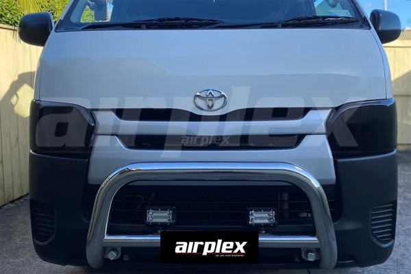 【airplex正規品】 トヨタ ハイエース 200系 4型 5型 6型 7型 TRH219W TRH224W TRH229W TRH214W 平成25年12月〜現行 ダークスモーク ヘッドライトカバー プロテクター ガーニッシュ ガード エアプレックス