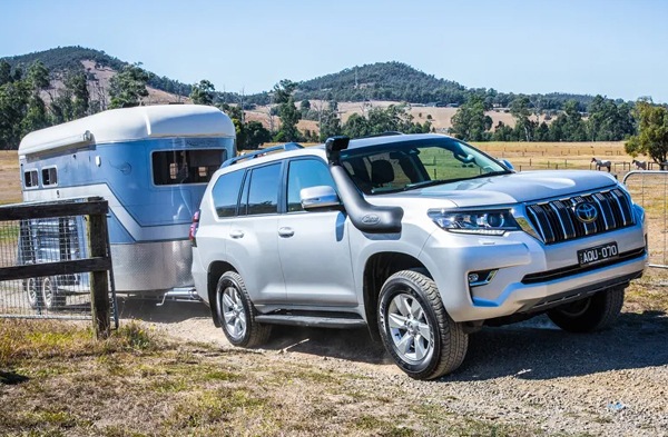 SAFARI 4×4正規品】 V-SPEC シュノーケル サファリシュノーケル トヨタ