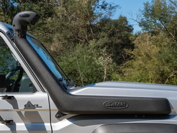 SAFARI 4×4正規品】 V-SPEC シュノーケル サファリシュノーケル トヨタ