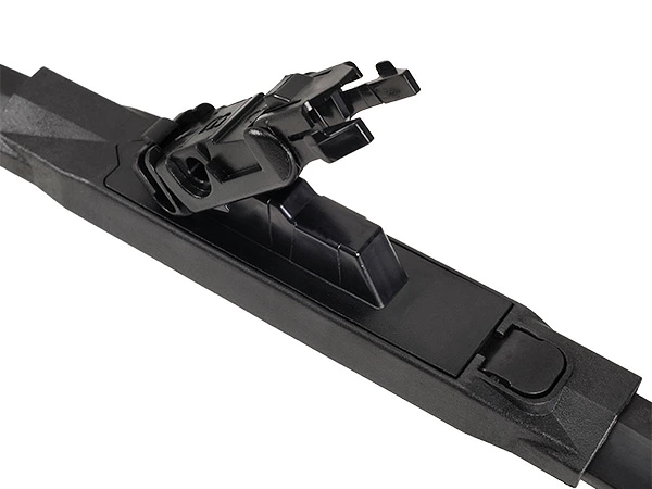 【TRICO 正規品】ウインターブレード ICE ワイパーブレード 35-220 22インチ/558mm アタッチメント付 スノーワイパーブレード スノーブレード 00-06y シボレー サバーバン | 02-04y フォード エクスプローラー | 07-14y GMC ユーコン | 07-11y キャデラック エスカレード