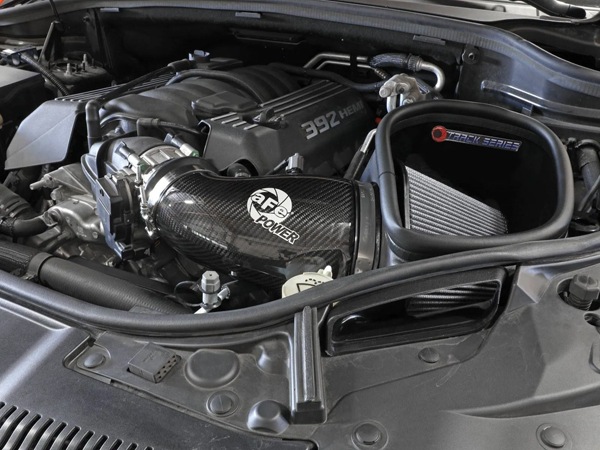 【aFe Power 正規品】ジープ 12-13y グランドチェロキー WK SRT8 14-21y グランドチェロキー WK SRT ダッジ 22-24y デュランゴ SRT 392 V8 6.4L Track Series カーボンファイバー コールドエアインテーク エアフィルター Pro DRY S フィルター(乾式) 57-10014D
