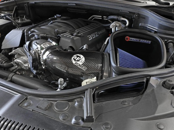 【aFe Power 正規品】ジープ 12-13y グランドチェロキー WK SRT8 14-21y グランドチェロキー WK SRT ダッジ 22-24y デュランゴ SRT 392 V8 6.4L Track Series カーボンファイバー コールドエアインテーク エアフィルター Pro5R フィルター(湿式) 57-10014R