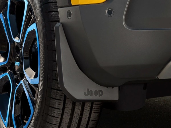 MOPAR純正 JEEP 24y- ジープ アベンジャー FH マッドガード 泥除け マッドフラップ スプラッシュガード フロント リア 1台分 4枚セット