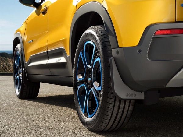 MOPAR純正 JEEP 24y- ジープ アベンジャー FH マッドガード 泥除け マッドフラップ スプラッシュガード フロント リア 1台分 4枚セット