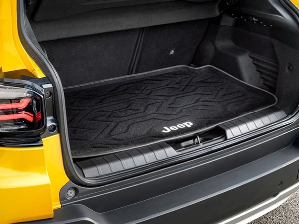 MOPAR純正 JEEP 24y- ジープ アベンジャー FH オールウェザー リアカーゴプロテクター カーゴマット ラゲッジマット カーゴライナー リバーシブル仕様 X-camoデザイン JEEPロゴ入 モパー