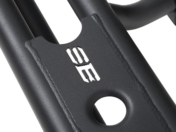 【Smittybilt 正規品】ジープ JEEP JL ラングラー 4ドア用 SRC サイドアーマー サイドステップ テクスチャードブラック 艶無し ロックスライダー 77634 スミッティビルト