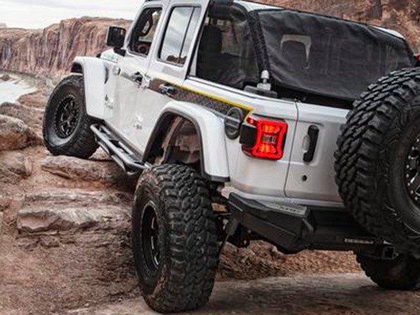 【Smittybilt 正規品】ジープ JEEP JL ラングラー 4ドア用 SRC サイドアーマー サイドステップ テクスチャードブラック 艶無し ロックスライダー 77634 スミッティビルト