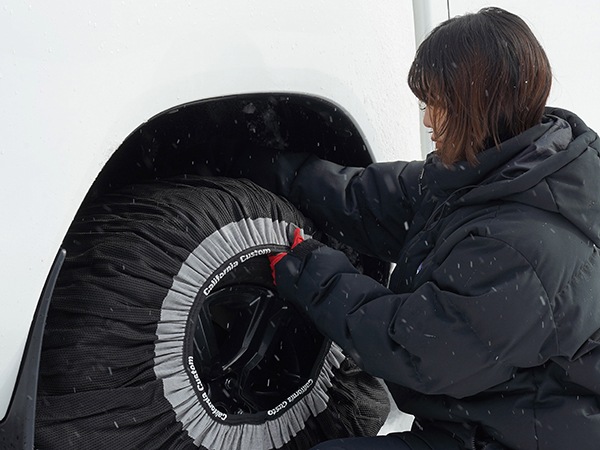 カリフォルニアカスタム スノーソックス 布製 非金属 タイヤチェーン WHITEWALL LABEL XXLサイズ 汎用 フロント リア 4WD