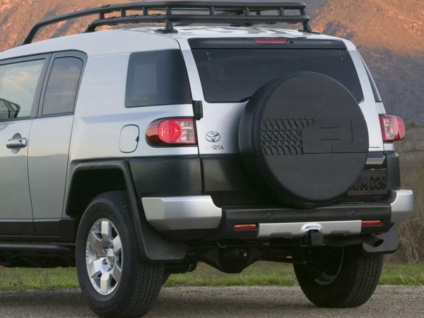 カリフォルニアカスタム トヨタ FJクルーザー GSJ15W  US仕様 リアバンパー バンパーカバー センサー穴無し 未塗装 マットブラック