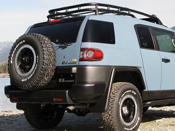 トヨタ　FJクルーザー ファイナルエディション 純正リヤバンパー トヨタ FJクルーザー ファイナルエディション 純正リヤバンパー トヨタ