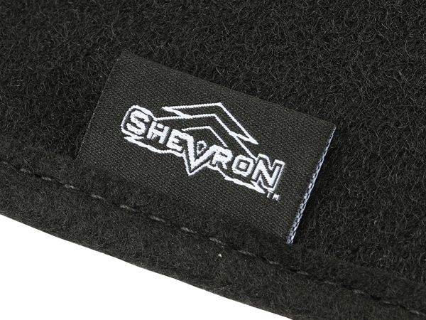 【Shevron 正規品】専用設計 ダッシュマット オリジナル ブラック ジープ JL ラングラー | JT グラディエーター 右ハンドル車用 シェブロン