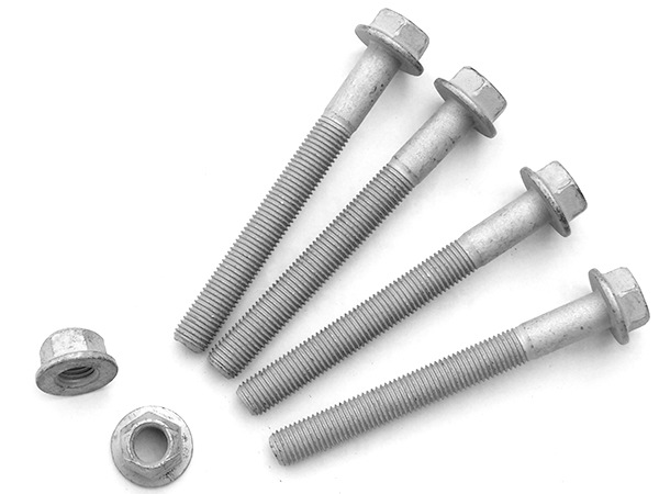 MOPAR純正 18y- JL ラングラー ヒッチレシーバー ヒッチメンバー（Class2/2インチ角/5.08cm角/JEEPロゴ入ヒッチカバー付）