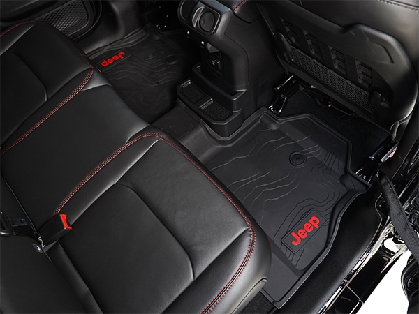MOPAR純正 ラバーフロアマット JEEPロゴ入 前後セット オールウェザー