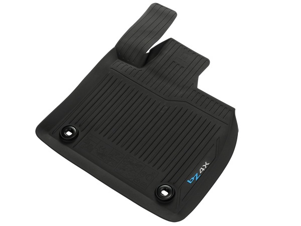 豪トヨタ純正 TOYOTA bZ4X 10系 令和4年5月-現行 右ハンドル車用 オールウェザー フロアマット ラバーマット ブラック bZ4Xロゴ入 フロント リア 1台分 4枚セット