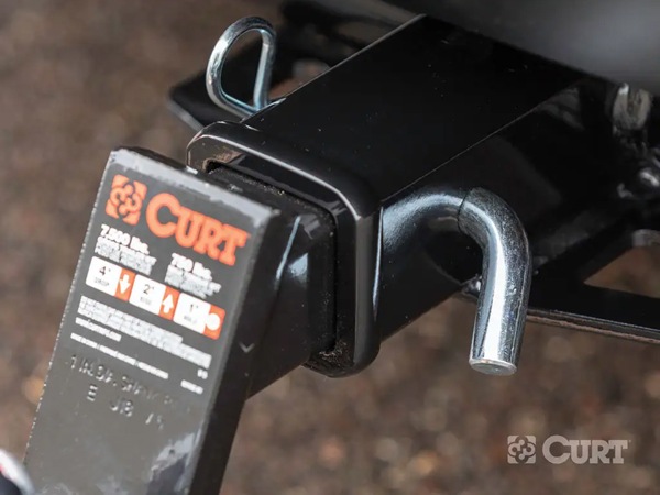 【CURT 正規品】ヒッチメンバー ヒッチピン ヒッチロック ロックピン 21580 2インチ角 2.5インチ角 40mm 鍵なし ランドクルーザー 250 300 純正ヒッチメンバーに適合