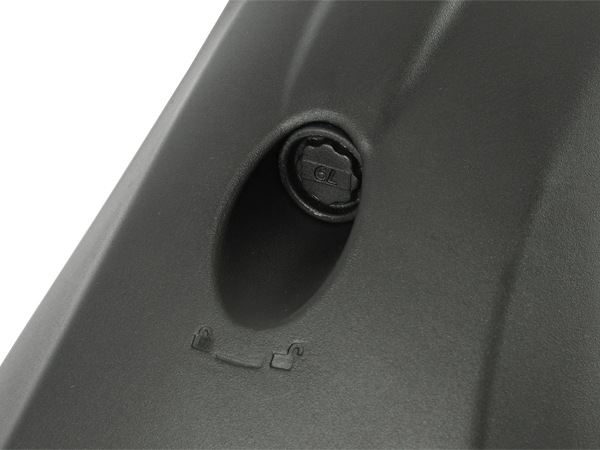 USトヨタ純正 TOYOTA カローラスポーツ 210系 NRE/ZWE/MZEA系 平成30年6月-現行 | GRカローラ GZEA14H 令和4年12月-現行 ルーフラック クロスバー ルーフキャリア ベースキャリア 1台分 2本セット シルバー アルミ製 サイドカバー キー付