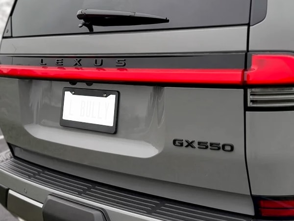 USレクサス純正 LEXUS GX550 令和6年6月-現行 リアエンブレム リアゲート ゲートエンブレム トランク ピアノブラック 両面テープ オーバーレイ 純正に貼り付け