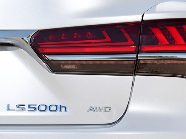 ブ*ン様 【LEXUS】レクサス LS500h Fスポーツ 純正テールランプ一式 USレクサス純正 LEXUS LS500h 50系 平成29年10月-現行 GVF5 VXFA