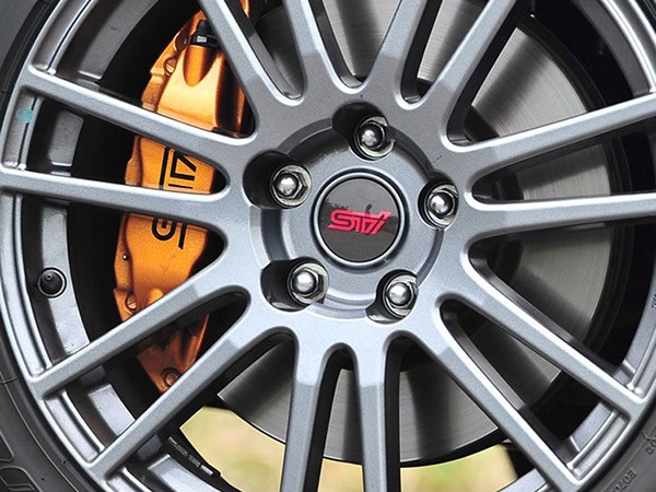 USスバル純正 SUBARU BRZ ZC系 平成24年3月-令和3年3月 56mm車汎用