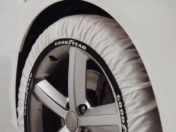 GOODYEAR 正規品】グッドイヤー スノーソックス 布製 タイヤチェーン