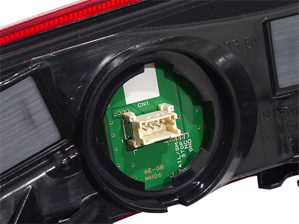 USトヨタ純正 ハリアー 80系 MXU80/MXU85 VENZA 純正テールランプ